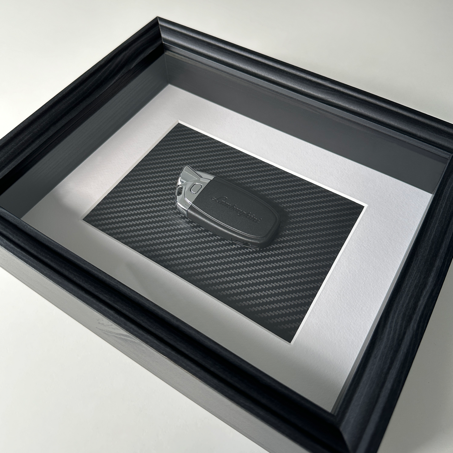 CARBON CAR KEY FRAME 3 - LUXART STUDIO