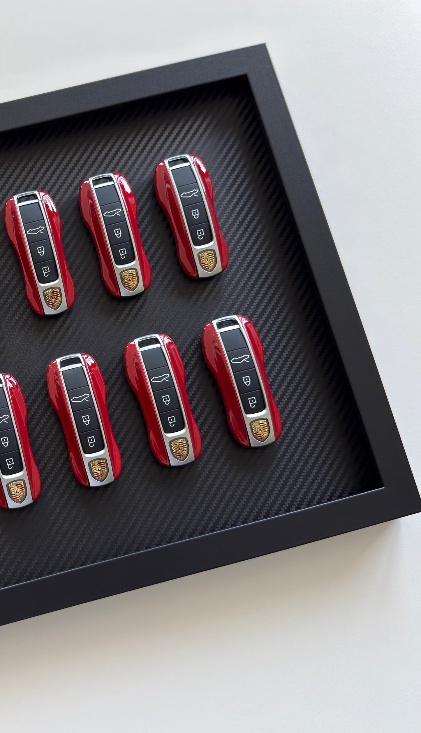 12 KEYS CAR KEY CARBON FRAME